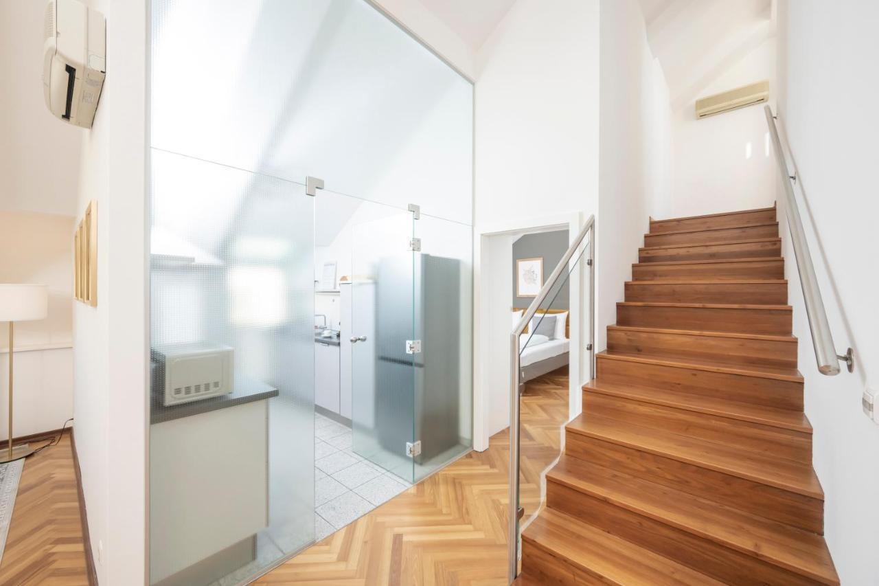 Penthouse Staatsoper Apartment เวียนนา ภายนอก รูปภาพ