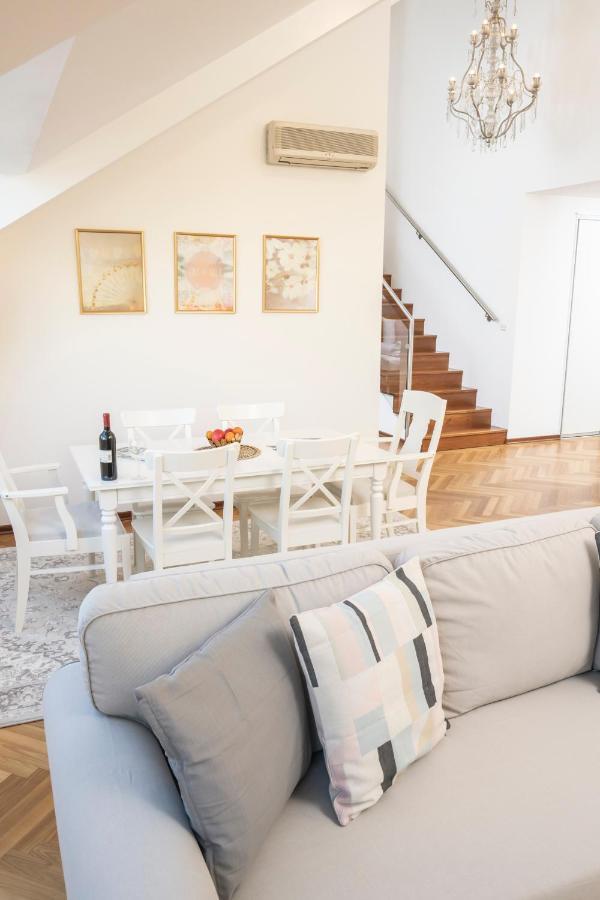 Penthouse Staatsoper Apartment เวียนนา ภายนอก รูปภาพ