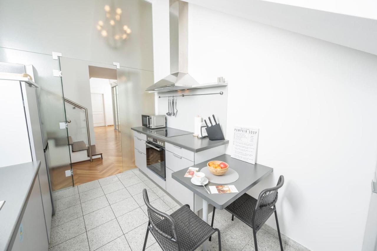 Penthouse Staatsoper Apartment เวียนนา ภายนอก รูปภาพ