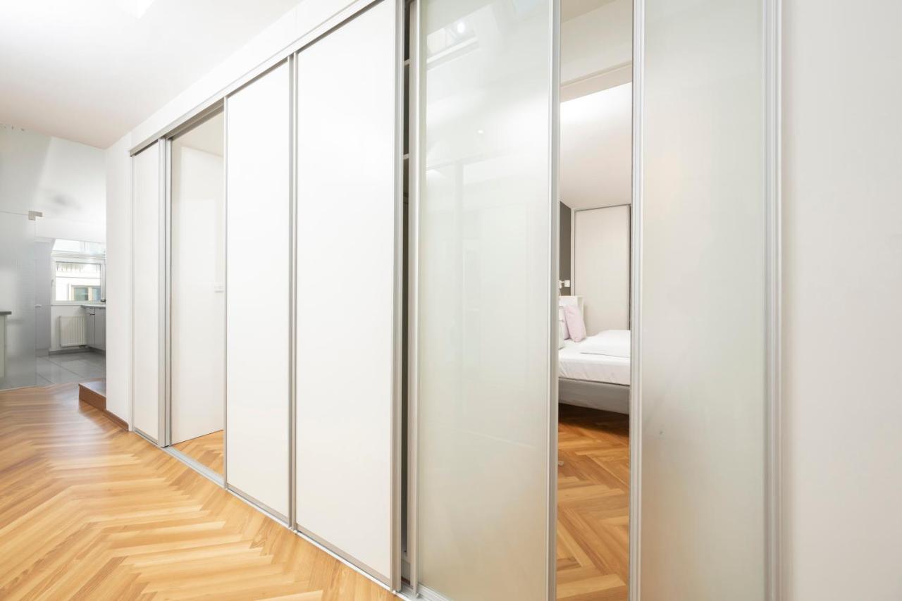 Penthouse Staatsoper Apartment เวียนนา ภายนอก รูปภาพ